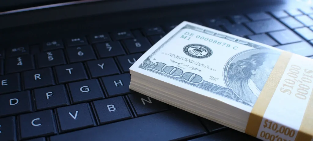 مواقع الذكاء الاصطناعي لربح المال