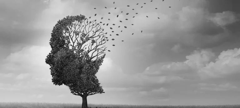 الذكاء الاصطناعي يكشف سببًا خفيًا لمرض ألزهايمر ويقترح علاجًا