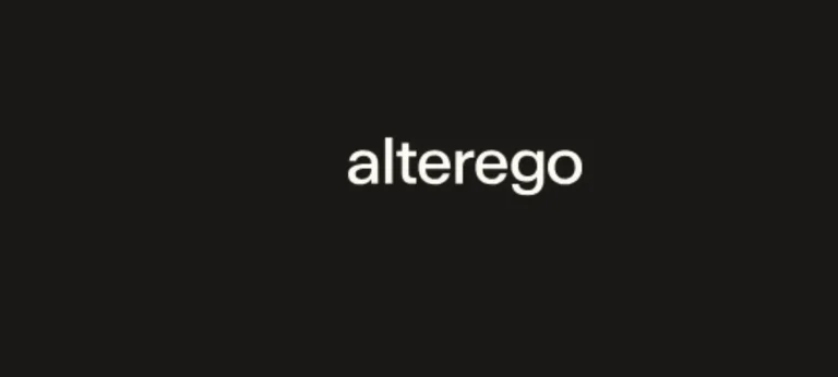Alterego تكشف عن جهاز ذكاء صناعي قابل للارتداء “شبه تخاطري”