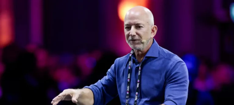 Jeff Bezos يخطط لصندوق 100 مليار لتحويل التصنيع بذكاء صناعي