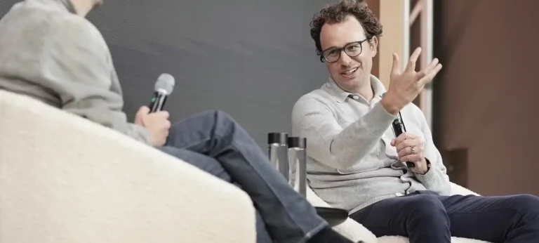 تحذيرات جديدة من Dario Amodei بشأن مخاطر الذكاء الاصطناعي