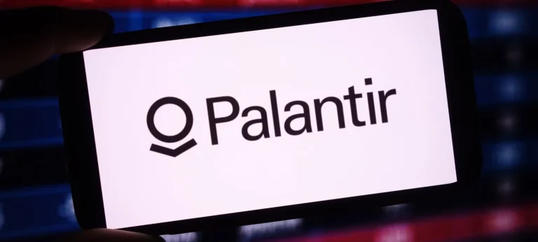 رفع سعر الهدف سهم Palantir Technologies إلى 230 دولار