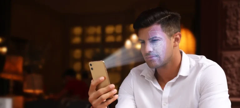 خطأ الذكاء الاصطناعي في التعرف على الوجوه يقود لسجن امرأة