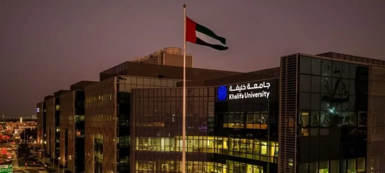 نموذج ذكاء اصطناعي من جامعة خليفة لفهم الترددات الراديوية بدقة