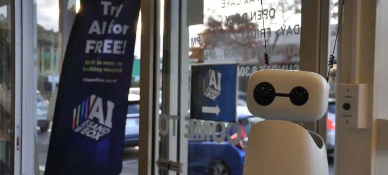 نيوزيلندا تطلق AI Café مقهى ذكاء اصطناعي لتعليم المجتمع