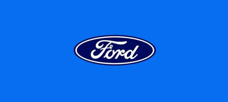 Ford تعيد توظيف مهندسين بشريين بعد فشل أنظمة الذكاء الصناعي