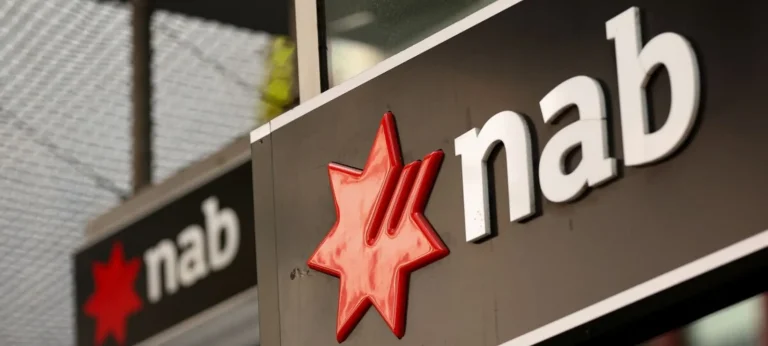 بنك NAB يختبر وكلاء الذكاء الاصطناعي لخدمة العملاء المصرفية