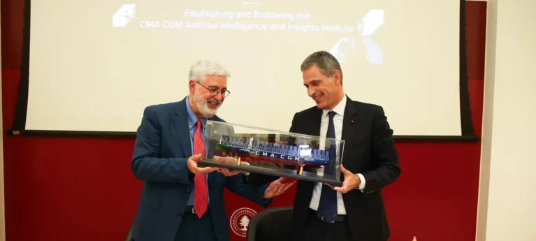 جامعة بيروت وCMA CGM تطلقان معهداً لتعزيز الذكاء الاصطناعي